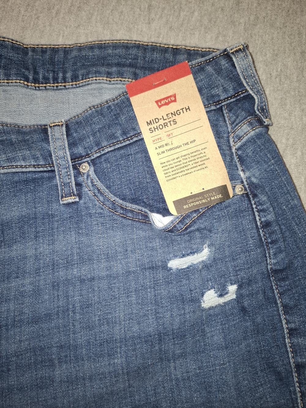 Levi's Mid Wash Rolled-Hem Denim Shorts Size 22w - Picture 10 of 11